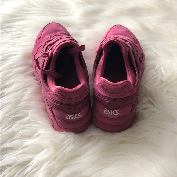 Asics Women's Sneakers in Pink - Picture 4 of 4